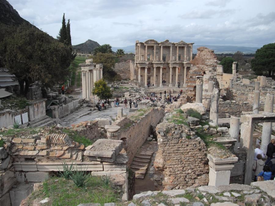 Ephesus1.JPG